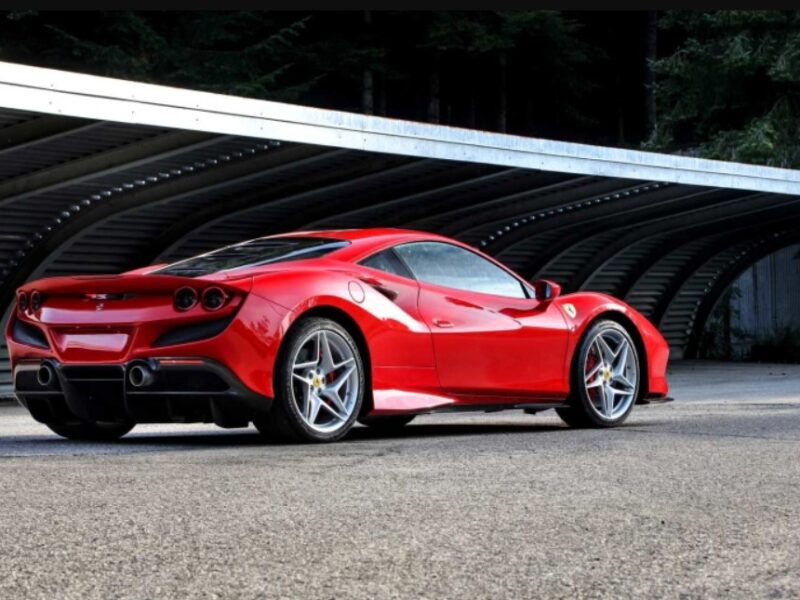 Ferrari F8 Tributo